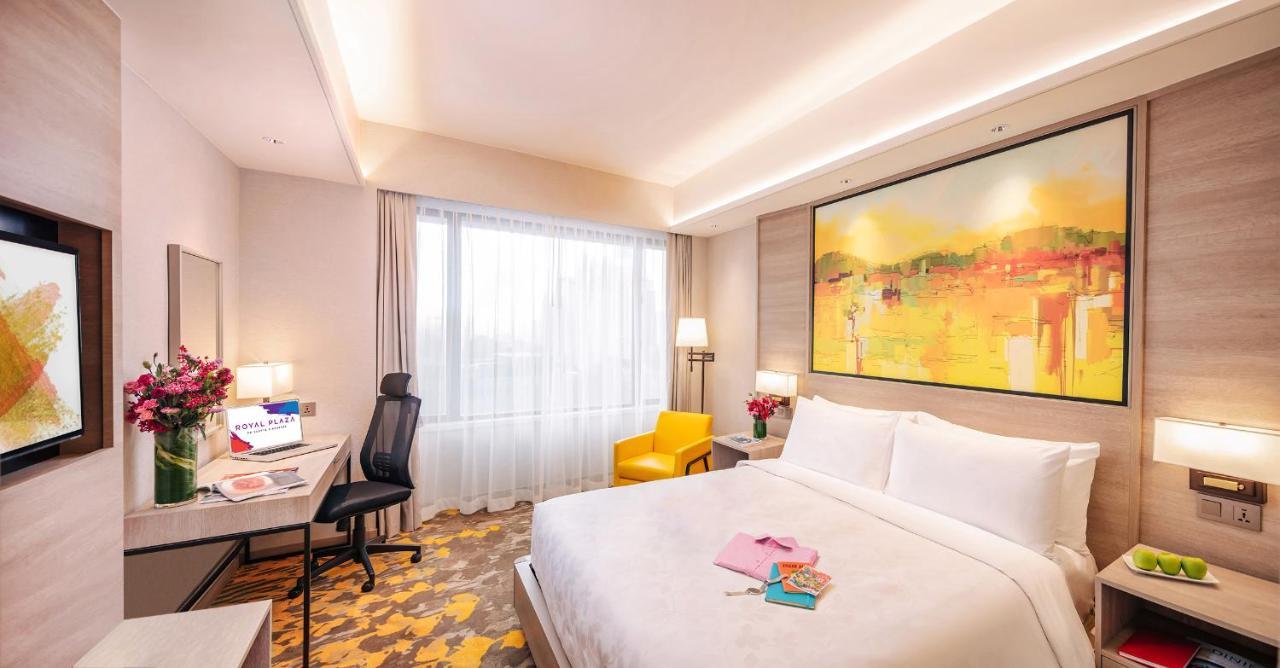 Отель Royal Plaza On Scotts Сингапур Экстерьер фото Deluxe Room