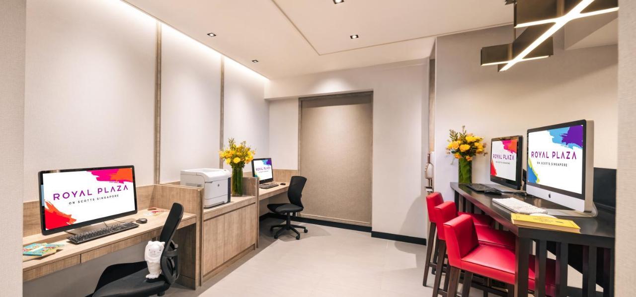Отель Royal Plaza On Scotts Сингапур Экстерьер фото Business Center