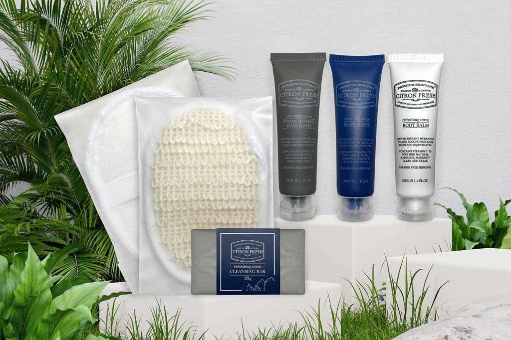 Отель Royal Plaza On Scotts Сингапур Экстерьер фото A selection of spa products