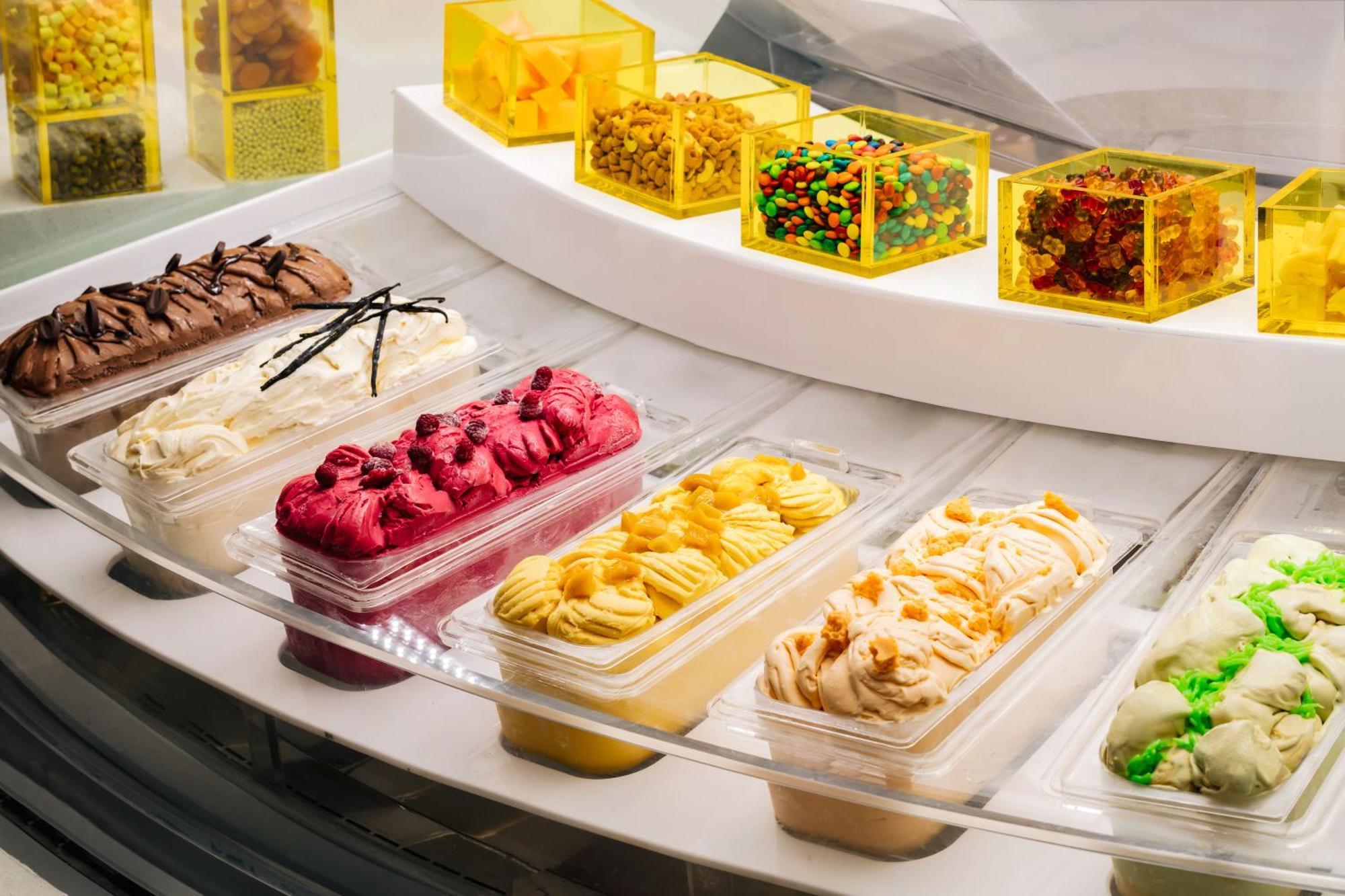 Отель Royal Plaza On Scotts Сингапур Экстерьер фото Gelato