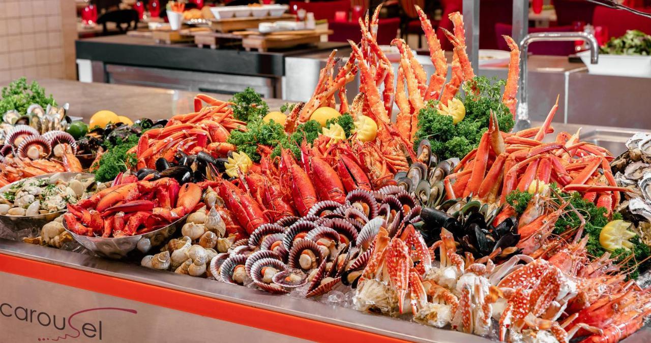 Отель Royal Plaza On Scotts Сингапур Экстерьер фото Seafood