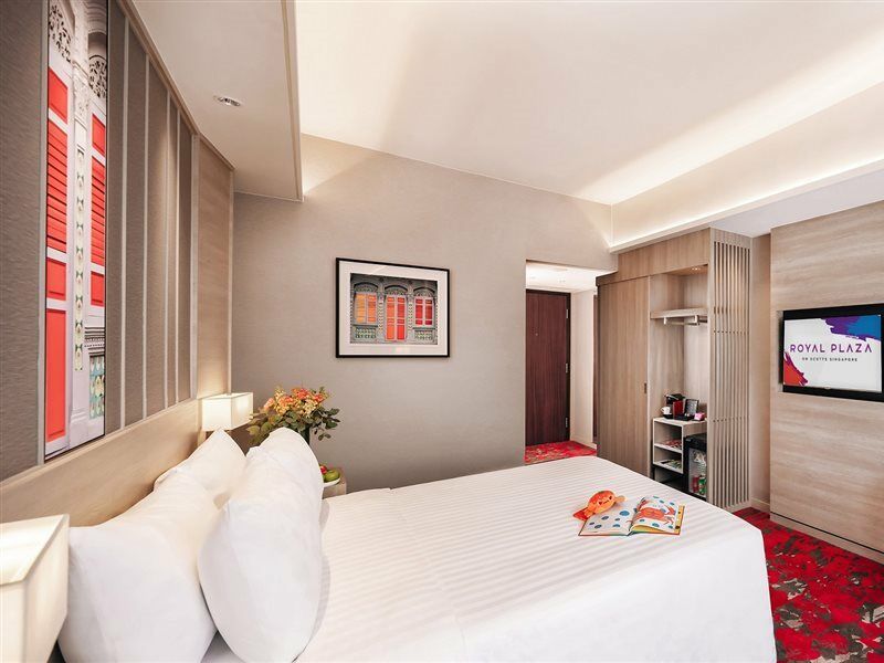 Отель Royal Plaza On Scotts Сингапур Экстерьер фото Deluxe Room